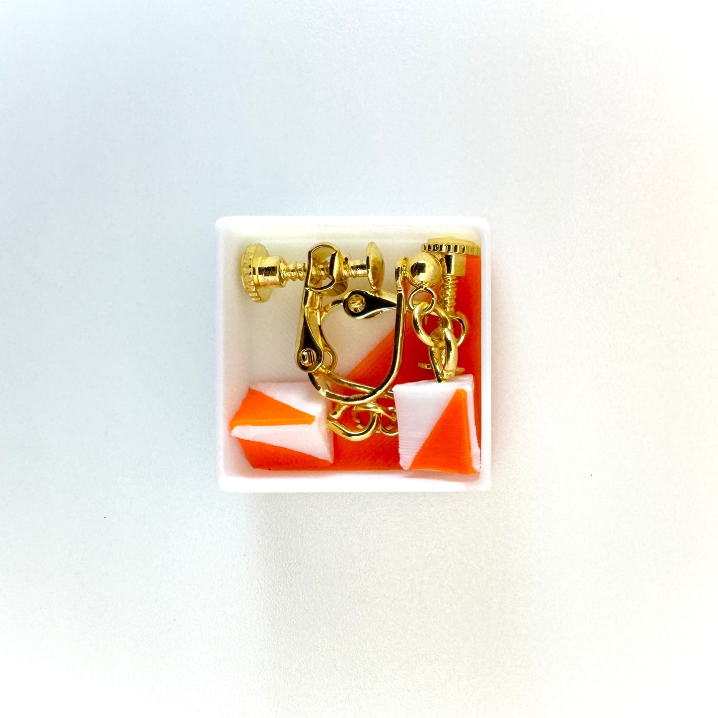 Orienteering Flag Earrings - Clip-on Adjustable